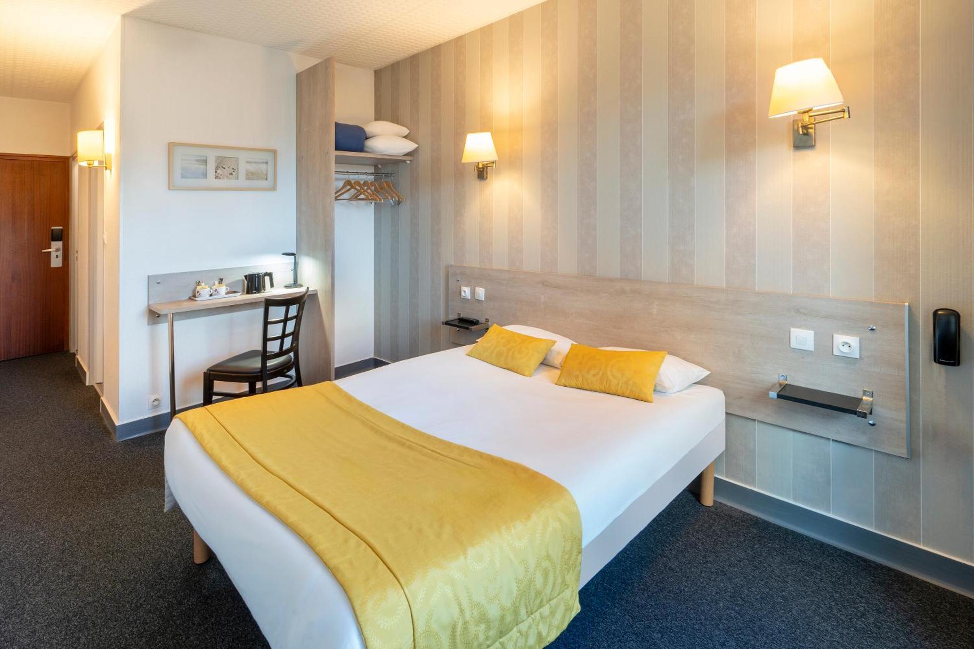 Sure Hotel By Best Western Ангулем Экстерьер фото
